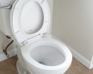 Why You Should Put Fabric Softener in Your Toilet Tank